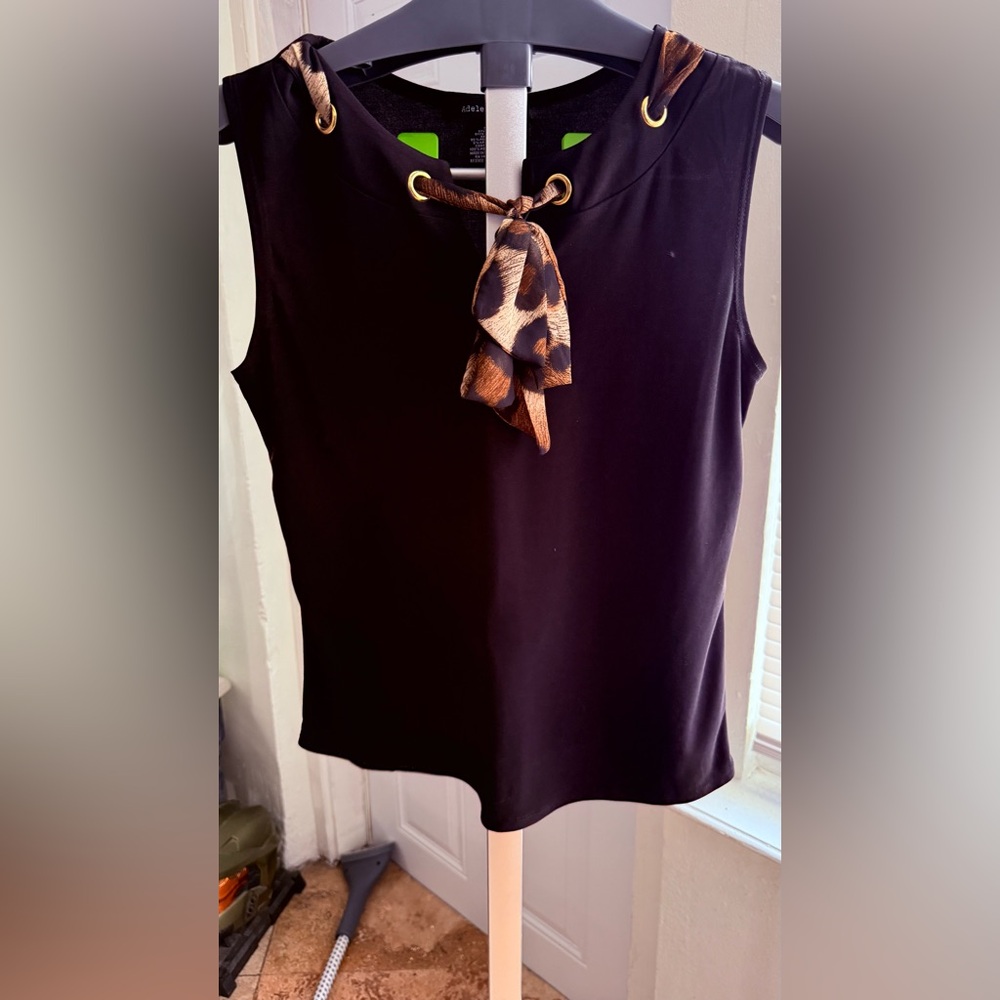 Chic Black Sleeveless Blouse with Animal Print Tie